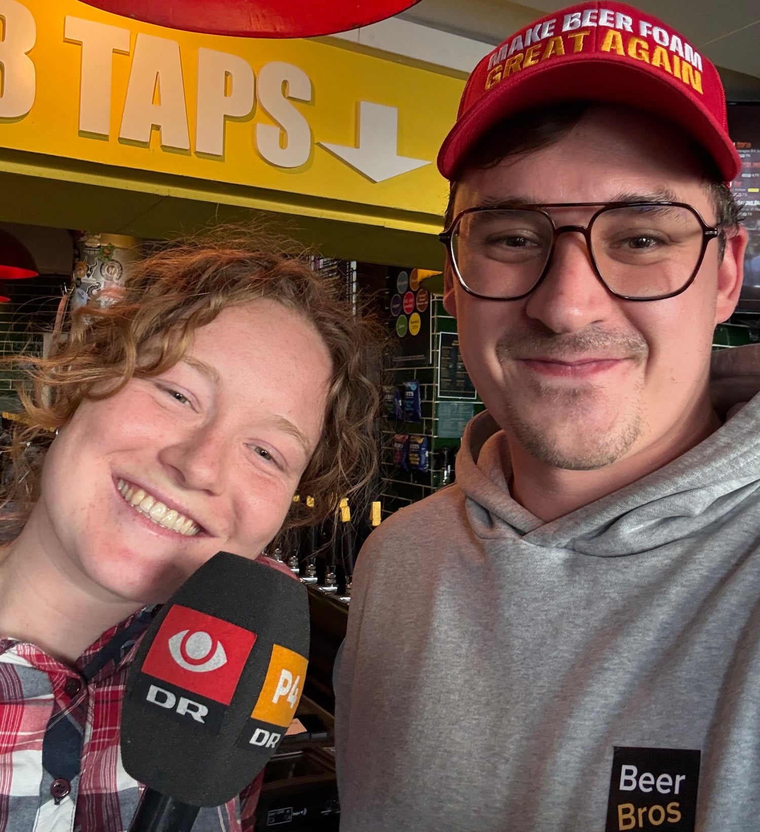 Jaroslav fra Beer Bros bliver interviewet af DR P4 om forskellene mellem tjekkisk og dansk øl.